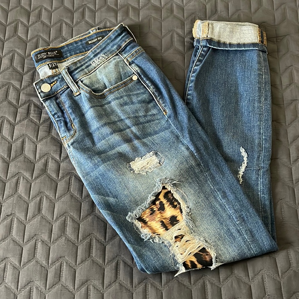 Judy Blue Skinny Fit Jeans with leopard print size 5